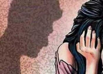 രണ്ടു-വർഷമായി-പീഡനം,-ഒമ്പതാം-ക്ലാസുകാരി-പ്രസവിച്ച-സംഭവത്തിൽ-അമ്മയുടെ-ആൺസുഹൃത്ത്-അറസ്റ്റിൽ,-പീഡനം-ഹോം-നേഴ്സായ-അമ്മ-ജോലിക്കു-പോകുമ്പോൾ,-യുവതിയും-മകളും-പ്രതിക്കൊപ്പം-താമസം-തുടങ്ങിയത്-രണ്ടാം-ഭർത്താവ്-ഉപേക്ഷിച്ചതോടെ