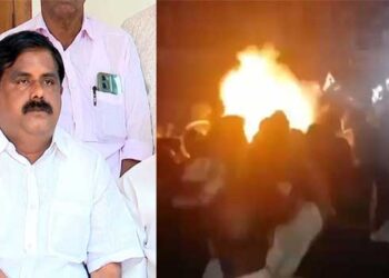 ഗ്രാനേഡിന്റെ-പിൻ-വലിക്കുമ്പോൾ-‘എംപിയുണ്ട്-അപ്പുറത്ത്-എറിയരുതെ’ന്ന്-മറ്റൊരു-പോലീസ്-ഉദ്യോഗസ്ഥൻ…-ഡിവൈഎസ്പി-ഹരിപ്രസാദിന്റെ-ഒരു-കയ്യിൽ-ലാത്തിയും-മറു-കയ്യിൽ-ടിയർ-ഗ്യാസും,-ദൃശ്യങ്ങൾ-പുറത്തുവിട്ട്-കോൺ​ഗ്രസ്!!-മുഖം-നഷ്ടപ്പെട്ട-സിപിഎമ്മിന്റെയും-വില-കുറഞ്ഞ-പോലീസിന്റെയും-മുഖം-മിനുക്കലാണ്-ഈ-അറസ്റ്റ്-ഡിസിസി-പ്രസിഡന്റ്