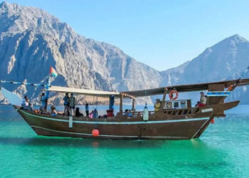 ശൈ​ത്യ​കാ​ല-വി​നോ​ദ​സ​ഞ്ചാ​രി​ക​ളെ-വ​ര​വേ​ൽ​ക്കാ​ൻ-മു​സ​ന്ദം