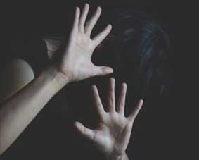 അതിക്രമിച്ച്-ഹോസ്റ്റലിൽ-കയറി,-ഉറങ്ങിക്കിടന്ന-ഐടി-ജീവനക്കാരിയായ-പെൺകുട്ടി-നേരിട്ടത്-ക്രൂര-പീഡനം,-ഞെട്ടിത്തരിച്ച്-തലസ്ഥാനം