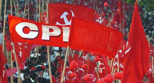 സിപിഐയിൽ-വിഭാഗീയത-കടുത്തതോടെ-കൂട്ടരാജി,-കടയ്ക്കലിൽ-രാജി-വച്ചവരിൽ-മുല്ലക്കര-രത്നാകരന്റെ-സഹോദരിയുൾപ്പെടെ-700-ലധികം-പാർട്ടി-അംഗങ്ങളും-200-ലധികം-അനുഭാവികളും!!-40-ൽപ്പരം-ബ്രാഞ്ച്-കമ്മിറ്റികൾ-പാർട്ടി-പ്രവർത്തനം-അവസാനിപ്പിച്ചു