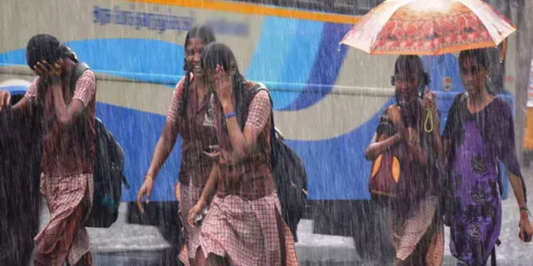അതിതീവ്ര-മഴ;-കേരളത്തിലെ-നാല്-ജില്ലകളിൽ-നാളെ-വിദ്യാഭ്യാസ-സ്ഥാപനങ്ങൾക്ക്-അവധി