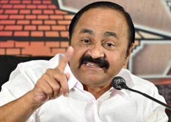മുഖ്യമന്ത്രിയെ-ബ്ലാക്മെയിൽ-ചെയ്തതാര്?-ശബരിമലയിൽ-കോടതി-ഇടപെട്ടില്ലെങ്കിൽ-അയ്യപ്പന്റെ-തങ്കവിഗ്രഹവും-കളവ്-പോയേനേ,-പോറ്റി-കുടുങ്ങിയാൽ-എല്ലാവരും-പെടും!!-പോറ്റിക്ക്-ഒത്താശ-ചെയ്തുകൊടുത്തത്-ദേവസ്വം-ബോർഡും-മന്ത്രിയും-–-വിഡി-സതീശൻ