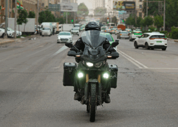 ദുബൈയിൽനിന്ന്-ഏഴു-രാജ്യങ്ങൾ-താണ്ടി-കണ്ണൂരിലേക്ക്-ഒരു-ബൈക്ക്-റൈഡ്;-സ്വപ്നസഞ്ചാരത്തിന്‍റെ-കഥ-പറയുകയാണ്-മഹ്ഫൂസ്