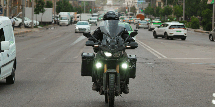 ദുബൈയിൽനിന്ന്-ഏഴു-രാജ്യങ്ങൾ-താണ്ടി-കണ്ണൂരിലേക്ക്-ഒരു-ബൈക്ക്-റൈഡ്;-സ്വപ്നസഞ്ചാരത്തിന്റെ-കഥ-പറയുകയാണ്-മഹ്ഫൂസ്