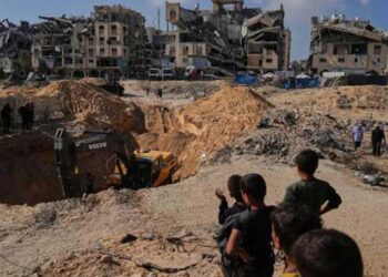 ‘അവർ-ഒരു-സൈനികനെ-കൊന്നു,-അതിനാൽ-തിരിച്ചടിച്ചു,-അങ്ങനെ-വേണം;…-ഇസ്രയേലിനെ-പിന്താങ്ങി-ട്രംപ്!!-​ഗാസയിൽ-ഇസ്രയേൽ-നടത്തിയ-വ്യോമാക്രമണത്തിൽ-കുട്ടികളക്കം-20-മരണം