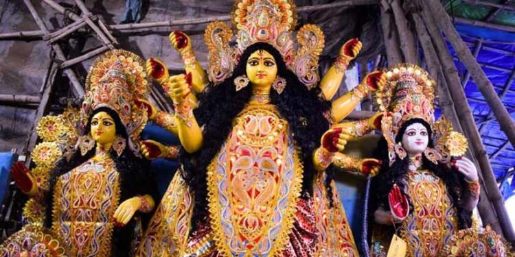 ബാനിപ്പൂരിലെയും-കുമാർതുലിയിലെയും-അത്ഭുത-ശിൽപികൾ-
ബംഗാൾ-ഡയറി-6