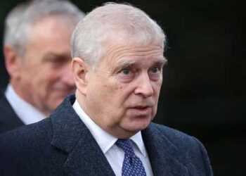 ലൈംഗിക-കുറ്റവാളി-ജെഫ്രി-എപ്സ്റ്റീനുമായി-ബന്ധപ്പെട്ടുളള-ആരോപണത്തിൽ-ആൻഡ്രു-രാജകുമാരന്-എട്ടിന്റെ-പണി,-ഇനി-മുതൽ-വെറും-ആൻഡ്രു-മൗണ്ട്ബാറ്റൺ-വിൻഡ്‌സർ,-മുൻ-ഭാര്യ-സാറാ-ഫെർഗൂസന്-പ്രഭ്വി-പദവി-നഷ്ടമാകും!!-എല്ലാ-രാജകീയ-പദവികളും-ബഹുമതികളും-പിൻവലിക്കാൻ-തീരുമാനിച്ചു-ബക്കിംഗ്ഹാം-കൊട്ടാരം