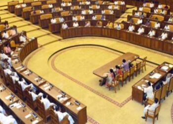 ‘പറഞ്ഞത്-എന്തോ-അത്-നടപ്പാക്കും,-അതാണ്-ഇടത്-സർക്കാരിന്റെ-ശീലം’-രാജ്യത്തെ-ആദ്യ-അതിദാരിദ്ര്യമുക്ത-സംസ്ഥാന-പ്രഖ്യാപനം-നടത്തി-മുഖ്യമന്ത്രി!!-‘പ്രഖ്യാപനം-തട്ടിപ്പ്,-എല്ലാ-പത്രങ്ങളിലും-പരസ്യം-നൽകിയിട്ടുണ്ട്,-സഭയോട്-സഹകരിക്കാൻ-ബുദ്ധിമുട്ടുണ്ട്’,-ബഹിഷ്കരിച്ച്-പ്രതിപക്ഷം