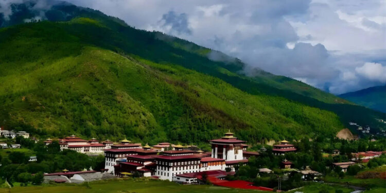 ഏറ്റവും-വില-കൂടിയ-വിസ-ഈ-രാജ്യത്തിന്റേതാണ്,-അതുപക്ഷേ-അമേരിക്കയുടേതോ-യുകെയുടേതോ-അല്ല,-കാരണവുമറിയാം