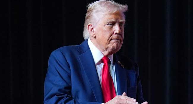 ട്രംപിനിട്ട്-മേയർ-കൊടുത്ത-പണിക്കു-പിന്നാലെ-എട്ടിന്റെ-പണി-കൊടുത്ത്-യുഎസ്-സുപ്രിം-കോടതിയും!!-ട്രംപ്-ചെയ്തത്-യുഎസ്-കോൺഗ്രസിന്റെ-അധികാരങ്ങൾ-കവർന്നെടുക്കൽ,-അങ്ങനെയായാൽ-കോൺഗ്രസിന്-ഇനി-എന്താണ്-പ്രസക്തി?-ഭരണകൂടം-ഉന്നയിച്ച-വാദങ്ങൾ-അംഗീകരിക്കാവുന്നതാണോ-എന്നതിൽ-സംശയം-കോടതി,-തീരുവയിൽ-ട്രംപിന്-തിരിച്ചടി?