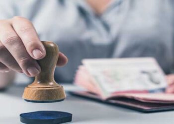 അമേരിക്കയ്ക്ക്-പോകാൻ-ഇനി-പരീക്ഷ-പാസായാൽ-മാത്രം-പോര,-ഡയറ്റ്-ചെയ്ത്-വണ്ണവും-കുറയ്ക്കണം!!-ആരോഗ്യപ്രശ്നങ്ങളുള്ളവർ-അമേരിക്കൻ-സർക്കാരിന്-ബാധ്യത…-പ്രമേഹം,-അമിതവണ്ണം,-ഹൃദ്രോഗങ്ങൾ-തുടങ്ങിയവ-ഉള്ളവർക്ക്-വിസ-നിഷേധിക്കും-പുതിയ-നിർദേശവുമായി-ട്രംപ്