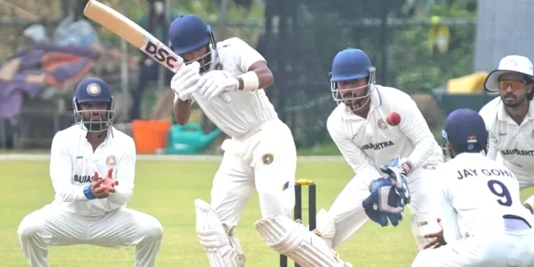 രഞ്ജി:-കേരള-സൗരാഷ്ട്ര-മത്സരം-സമനില;-ആദ്യ-ഇന്നിങ്സ്-ലീഡില്-കേരളത്തിന്-മൂന്ന്-പോയിന്റ്