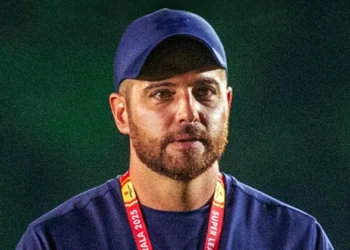 ഫോഴ്‌സ-കൊച്ചി-പരിശീലകനെ-പുറത്താക്കി