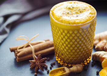 മഞ്ഞൾ-ചേർത്ത-പാൽ-കുടിക്കാറുണ്ടോ?