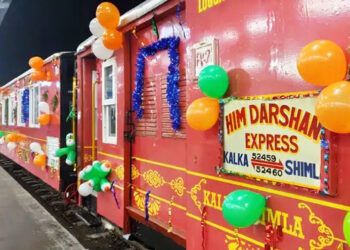 ക്രിസ്മസ്-അവധിക്കാല-വിനോദയാത്ര-ട്രെയിനുമായി-റെയിൽവേ