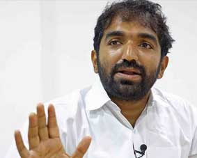 ഭക്തജനങ്ങളെ-കൊളളയടിച്ചിട്ട്-അത്-ചര്‍ച്ചയാകില്ലെന്ന്-പറയുന്നവര്‍-ഇരുട്ടുകൊണ്ട്-ഓട്ടയടിക്കുകയാണ്;-ശബരിമല-വിഷയത്തിൽ-ശക്തമായ-പ്രതികരണവുമായി-ചാണ്ടി-ഉമ്മൻ