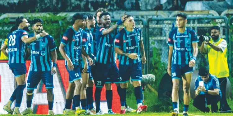 സൂപ്പര്-ലീഗ്-കേരള:-മലപ്പുറത്തെ-തകര്ത്ത്-കാലിക്കറ്റ്-സെമിയില്