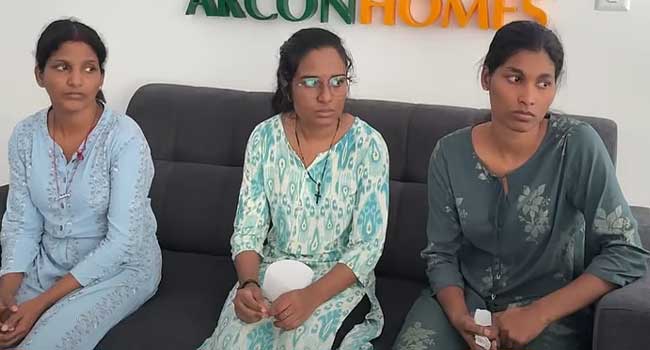 ജീവനക്കാരികളുടെ-എതിർപരാതിയിൽ-കഴമ്പില്ല!!-‘ഓ-ബൈ-ഓസി’യിൽ-നിന്ന്-തട്ടിയത്-66-ലക്ഷം,-തട്ടിച്ച-തുക-പ്രതികൾ-ആഡംബര-ജീവിതത്തിനായി-ചെലവഴിച്ചു,-മൂന്ന്-മുൻ-ജീവനക്കാരികളും-ഒരാളുടെ-ഭർത്താവും-കേസിൽ-പ്രതി-–-ക്രൈംബ്രാഞ്ച്-കുറ്റപത്രം