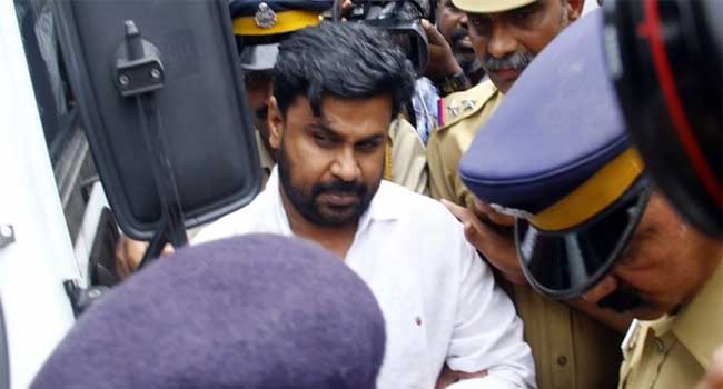 നടിയെ-ആക്രമിച്ച-കേസ്-അന്തിമഘട്ടത്തിലേക്ക്!!-വിധി-ഡിസംബർ-8-ന്,-ദിലീപ്-എട്ടാം-പ്രതി,-കേസിൽ-ഒന്നാം-പ്രതി-പൾസർ-സുനിയടക്കം-9-പ്രതികൾ