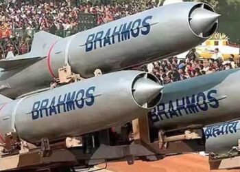 കന്നിയങ്കത്തിൽ-തന്നെ-പാക്കിസ്ഥാന്റെ-നെഞ്ചാങ്കൂട്-തകർത്ത-ബ്രഹ്‌മോസിനോട്-ലോക-രാജ്യങ്ങൾക്ക്-പ്രിയമേറുന്നു!!-40,000-കോടിയുടെ-കരാർ-അന്തിമഘട്ടത്തിൽ,-ആവശ്യക്കാരേറെയും-തെക്കുകിഴക്കൻ-ഏഷ്യൻ-രാജ്യങ്ങളിൽ-നിന്ന്,-ഇൻഡോനേഷ്യയുമായുള്ള-കരാർ-റഷ്യയുടെ-അനുമതി-കിട്ടിയാലുടൻ