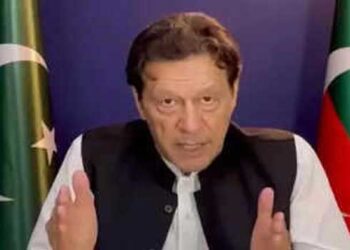 മുൻ-പാക്-പ്രധാനമന്ത്രി-ഇമ്രാൻ-ഖാൻ-കൊല്ലപ്പെട്ടു?-അഭ്യൂഹം-ശക്തമായതോടെ-റാവൽപിണ്ടി-അഡിയാല-ജയിലിലേക്ക്-ഇരച്ചുകയറി-അനുയായികൾ!!-സഹോദരനെ-കാണണമെന്ന-സഹോദരിമാരുടെ-ആവശ്യം-തള്ളി-അധികൃതർ,-പാക്കിസ്ഥാനിൽ-രാഷ്ട്രീയ-പ്രതിസന്ധി