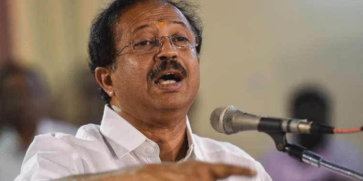 രാഹുൽ-മാങ്കൂട്ടത്തിൽ-രാജിവെക്കണം;-കോൺഗ്രസ്-ഒളിച്ചോടുകയാണെന്ന്-വി.-മുരളീധരൻ