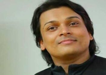 രാഹുൽ-ഈശ്വർ-വ്യാഴാഴ്ച-വൈകിട്ട്-അഞ്ചുവരെ-പോലീസ്-കസ്റ്റഡിയിൽ!!-അതിജീവിതയെ-അപമാനിക്കാൻ-ഉപയോഗിച്ച-ഡിജിറ്റൽ-തെളിവുകൾ-അടങ്ങിയ-പെൻഡ്രൈവ്-ടെക്നോ-പാർക്കിലെ-ഓഫീസിൽ,-പരിശോധന-നടത്തണം,-​ഗൂഢാലോചന-അന്വേഷിക്കണം-പോലീസ്-കോടതിയിൽ