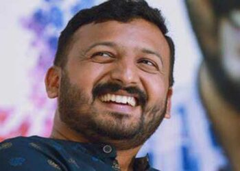 ബെംഗളൂരുവിലെത്തിക്കാൻ-പറഞ്ഞു,-എത്തിച്ചു-അത്രമാത്രം-ഡ്രൈവറുടെ-മൊഴി!!-രാഹുലിനെ-ബെംഗളൂരുവിലെത്തിച്ച-മലയാളി-ഡ്രൈവർ-പിടിയിൽ,-മുങ്ങി-എട്ടാം-ദിനവും-രാഹുലിനെ-കണ്ടെത്താനാകാതെ-നട്ടംതിരിഞ്ഞ്-പോലീസ്,-അവസാന-ഫോൺ-ലൊക്കേഷൻ-സുള്ള്യയിൽ