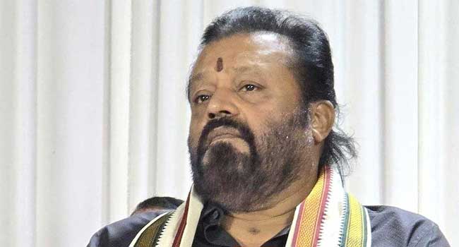 സിനിമയിൽ-മാസ്-ഡയലോഗ്-അടിച്ചിരുന്ന-സുരേഷ്-ഗോപി-എംപിക്ക്-ഇതെന്തുപറ്റി?-“ഞാൻ-മൂക്കിൽ-കൈ-വെച്ച-ശേഷം-കേക്ക്-മുറിച്ചാൽ-അതിലും-വിമർശനം-വരും,-കോവിഡ്-കാലത്ത്-മാത്രമല്ല-ശുദ്ധി-വേണ്ടത്,-വെള്ളം-ഒഴിച്ചാണ്-ഞാൻ-കൈ-കഴുകുന്നത്…-ചില-തറകൾ-ഞാൻ-സ്വർണകിരീടം-സമർപ്പിച്ചപ്പോൾ-ഇടപെട്ടു”…