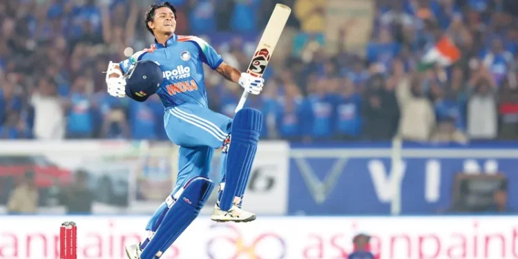 ജയ്-ജില്‍…-യശസ്വി-ജയ്‌സ്വാള്‍-മൂന്ന്-ഫോര്‍മാറ്റിലും-സെഞ്ചുറി-നേടുന്ന-ആറാമത്തെ-ഭാരത-താരം