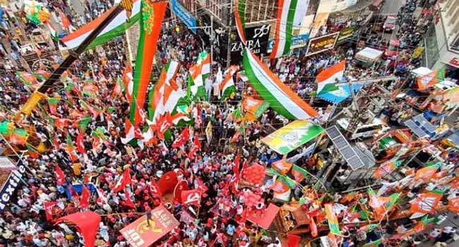 തെക്കൻ-പോരിന്-കൊട്ടിയിറങ്ങി,-ഇനി-കളിയങ്ങ്-അങ്കത്തട്ടിൽ!!-ആത്മവിശ്വാസത്തിൽ-മുന്നണികൾ,-ഒരുക്കങ്ങളെല്ലാം-പൂർത്തിയായതായി-തെരഞ്ഞെടുപ്പ്-കമ്മിഷൻ