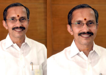 ശബരിമലയെ-തകർക്കാൻ-സിപിഎമ്മിന്-രഹസ്യ-അജൻഡ,-ക്ഷേത്ര-സ്വത്ത്-കവര്ന്നതിനെ-ആര്ക്കും-ന്യായീകരിക്കാനികില്ല,-തെരഞ്ഞെടുപ്പില്-ബിജെപിക്ക്-മുന്നേറ്റമുണ്ടാകും-എം-ടി-രമേശ്