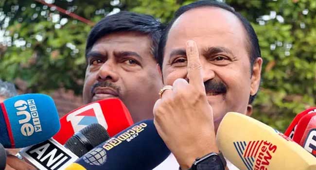 വേണ്ടാത്ത-കാര്യം-ചെയ്തപ്പോൾ-ഞങ്ങൾ-ആ-‘കൈ’വിട്ടു,-മുഖ്യമന്ത്രി-ഇപ്പോഴും-ആ-കൈപിടിച്ചുകൊണ്ട്-നിൽക്കുകയാണ്…-രാഹുൽ-മാങ്കൂട്ടത്തിൽ-വിഷയത്തിൽ-പ്രതിരോധത്തിലായത്-സിപിഎം,-അറസ്റ്റ്-നീട്ടിക്കൊണ്ടുപോയി-തിരഞ്ഞെടുപ്പ്-അവസാനം-വരെ-ഈ-വിഷയം-നിർത്താം-എന്ന്-തെറ്റിദ്ധരിച്ചു,-തിരിച്ചടിയുണ്ടാകും-വിഡി-സതീശൻ