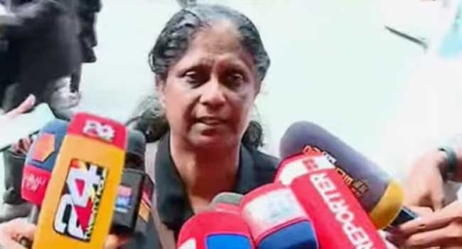 ‘എട്ടാം-പ്രതിയുടെ-മോട്ടീവ്-കാവ്യാമാധവനുമായുള്ള-ബന്ധം-അതിജീവിത-മഞ്ജുവാര്യരുടെ-അടുത്ത്-പറഞ്ഞത്,-കാവ്യയുടെ-അമ്മയുമായി-മഞ്ജു-ഇക്കാര്യം-സംസാരിച്ചിരുന്നു!!ഈ-കൂറുമാറിയവർ-ആരാണ്?-ദിലീപിന്റെ-ഭാര്യ,-അനിയൻ,-അളിയൻ,-ദിലീപിന്റെ-ഏറ്റവും-അടുത്ത-സുഹൃത്തുക്കളായ-സിദ്ദീഖ്,-ഇടവേള-ബാബു…-ഈ-തെളിവുകൾ-എല്ലാം-പറഞ്ഞിട്ട്-മേഡം-പറയുകയാണ്-ദേർ-ഈസ്-നോ-മോട്ടീവ്’-അഡ്വ.ടി-ബി-മിനി