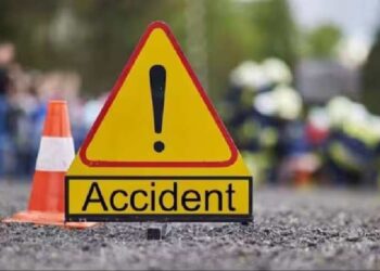 ഒമാനിൽ-വാഹനാപകടം,-രണ്ട്-പ്രവാസികൾക്ക്-ദാരുണാന്ത്യം,-നിരവധി-പേർക്ക്-പരിക്ക്