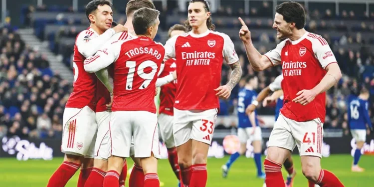 ജയിച്ചു,-ആഴ്‌സണല്‍-വീണ്ടും-തലപ്പത്ത്