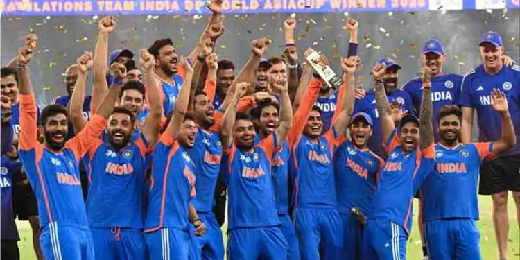 ടി-ട്വന്റി-ലോകകപ്പ്;-ഇന്ത്യൻ-ടീമിനെ-പ്രഖ്യാപിച്ചു,-സൂര‍്യകുമാർ-യാദവ്-നയിക്കുന്ന-ടീമിൽ-സഞ്ജു-പ്രധാന-വിക്കറ്റ്-കീപ്പർ