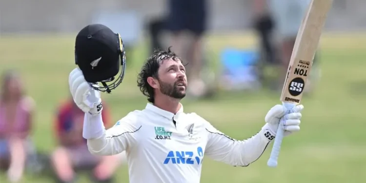 കോണ്‍വെയ്‌ക്ക്-ഇരട്ടസെഞ്ച്വറി:-കിവീസിന്-കൂറ്റന്‍-സ്‌കോര്‍