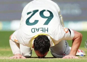 ആഷസില്‍-വീണ്ടും-ഇംഗ്ലീഷ്-വീഴ്ച