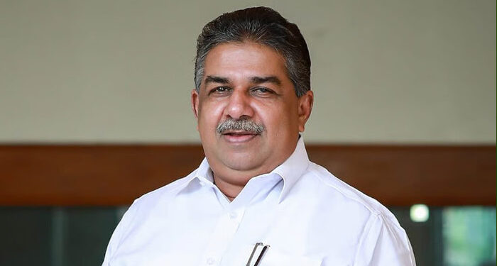 പരാജയത്തിന്-കാരണം-ലോക്കല്‍-സെക്രട്ടറിമാരുടെ-ഉദാസീനത,-തോല്‍വി-പ്രാദേശിക-നേതാക്കളുടെ-തലയിലിട്ട്-സജി-ചെറിയാന്‍,-തിരിച്ചടിക്ക്-കാരണം-മന്ത്രിയുടെ-തൻപ്രമാണിത്തമെന്ന്-നേതാക്കള്‍