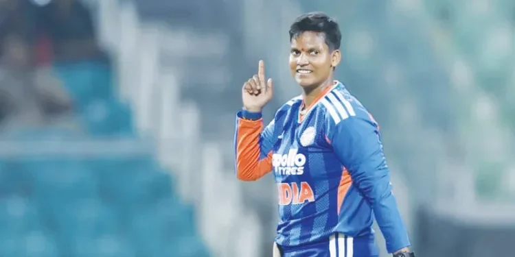 വനിതാ-ട്വന്റി20-ക്രിക്കറ്റില്-150-വിക്കറ്റ്-തികച്ച്-ദീപ്തി