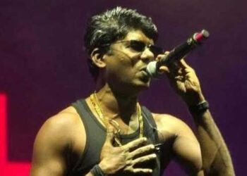 വേടന്റെ-പരിപാടി-കാണാൻ-റെയിൽ-പാളംമുറിച്ച്-കടക്കാൻ-ശ്രമം,-മതിൽ-ചാടിക്കടക്കുന്നതിനിടെ-ട്രെയിൻതട്ടി-യുവാവിന്-ദാരുണാന്ത്യം,-കൂടെയുണ്ടായിരുന്ന-യുവാവ്-​ഗുരുതരാവസ്ഥയിൽ!!-പരിപാടിക്കായി-നിർമിച്ച-ബാരിക്കേഡ്-മറികടന്ന്-ഇടിച്ചുകയറി-തിക്കിനും-തിരക്കിനും-പെട്ട്-കുട്ടികളടക്കം-13-പേർക്ക്-പരുക്ക്