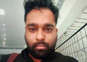 അപകടസാധ്യത-മുന്നറിയിപ്പ്-ബോർഡ്-ശ്രദ്ധിച്ചില്ല,-കരിപ്പൂർ-വിമാനത്താവളത്തിൽ-സുഹൃത്തുക്കൾക്കൊപ്പമെത്തിയ-യുവാവ്-വ്യൂ-പോയിന്റിൽനിന്നു-വീണു-മരിച്ചു,-മരണം-വീഴ്ചയ്ക്കിടെ-കമ്പ്-കഴുത്തിൽ-തറച്ചുകയറി