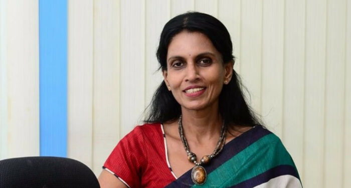 അനുവാദമില്ലാതെ-ഹെൽത്ത്-ഇൻസ്പെക്ടറുടെ-കാര്യാലയത്തില്‍-അതിക്രമിച്ചു-കയറി,-ചെയ്തത്-ചട്ടലംഘനം,-ആര്‍-ശ്രീലേഖയ്ക്കെതിരെ-അന്വേഷണം,