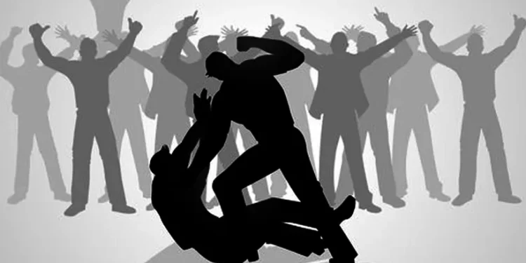 മന്തി-വരാൻ-വൈകിയതിന്-ഹോട്ടൽ-‘അടിച്ചു-നിരത്തി’;-കാസർക്കോട്-നടന്നത്-സിനിമാ-സ്റ്റൈൽ-ഗുണ്ടാവിളയാട്ടം!