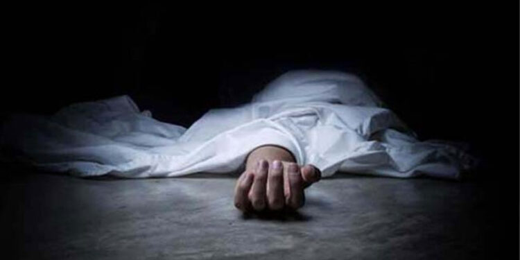 പ്രസവത്തിന്-പിന്നാലെ-യുവതി-മരിച്ചു;-ചികിത്സാ-പിഴവെന്ന്-ബന്ധുക്കൾ,-നിഷേധിച്ച്-ആശുപത്രി-അധികൃതർ