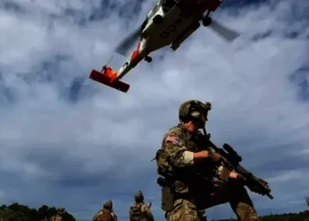 എന്താണ്-ഓപ്പറേഷൻ-സതേൺ-സ്പിയർ?-വെനിസ്വേലൻ-ആകാശത്ത്-പുലർച്ചെ-കണ്ടത്-മരണദൂതന്മാരെയോ?-നടുക്കുന്ന-വിവരങ്ങൾ-പുറത്ത്!