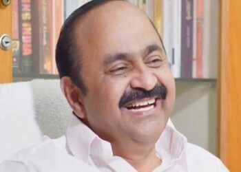 പുനർജനി-കേസിൽ-വിഡി-സതീശനെതിരേ-തെളിവില്ല-പ്രതിപക്ഷ-നേതാവിന്-ക്ലീൻ-ചിറ്റ്!!-അക്കൗണ്ടിലേക്ക്-പണം-വന്നതായി-കണ്ടെത്തിയില്ല,-ഫണ്ട്-കൈകാര്യം-ചെയ്തിട്ടില്ല…-വിജിലൻസ്-സിബിഐ-അന്വേഷണത്തിന്-ശുപാർശ-നൽകിയത്-ക്ലീൻ-ചിറ്റ്-നൽകിയ-റിപ്പോർട്ട്-വരും-മുൻപ്