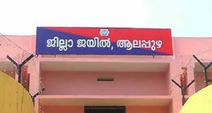 എനിക്കുമുണ്ടെടാ-പെണ്‍മക്കള്‍…-പോക്സോ-കേസ്-പ്രതിയായ-85-കാരന്റെ-പല്ലടിച്ച്-കൊഴിച്ച്-സഹതടവുകാരന്‍